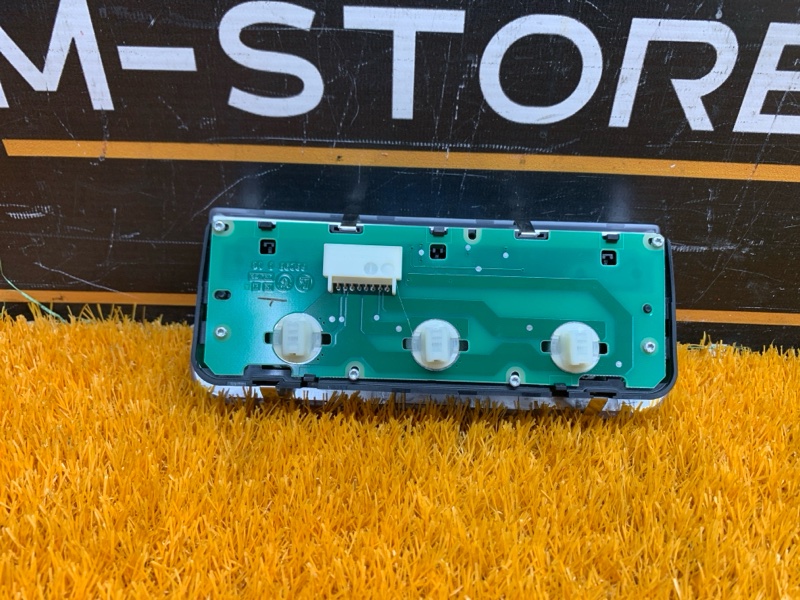 плафон освещения, 1000 рублей, Красноярск