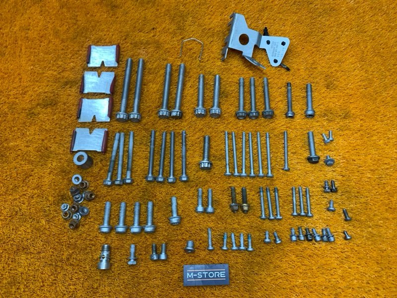 Болты и гайки ДВС, 950 рублей, Красноярск