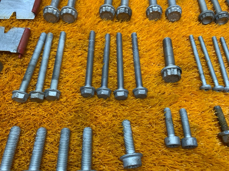 Болты и гайки ДВС, 950 рублей, Красноярск