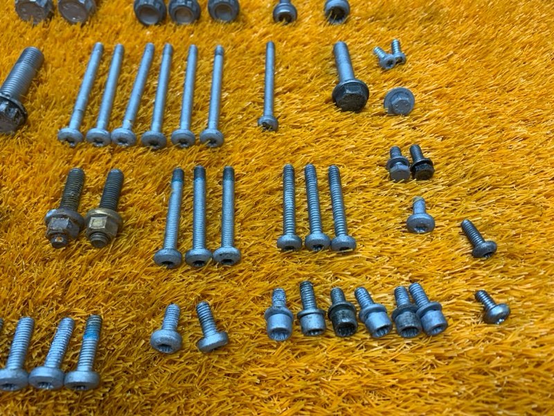 Болты и гайки ДВС, 950 рублей, Красноярск