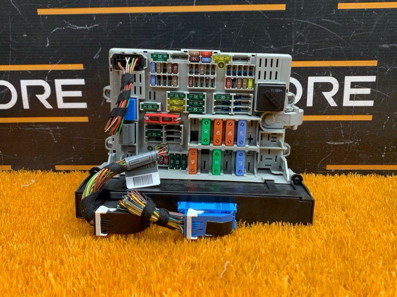 блок предохранителей, 2000 рублей, Красноярск