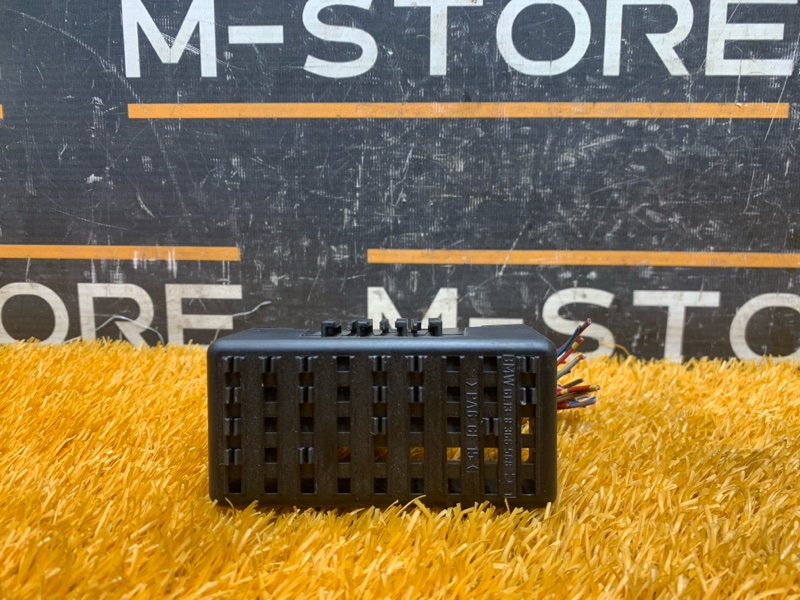 Кронштейн блока реле, 500 рублей, Красноярск