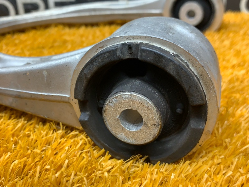 Рычаг подвески верхний, 3840 рублей, Красноярск