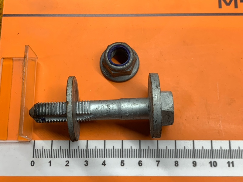 Болт развальный, 600 рублей, Красноярск