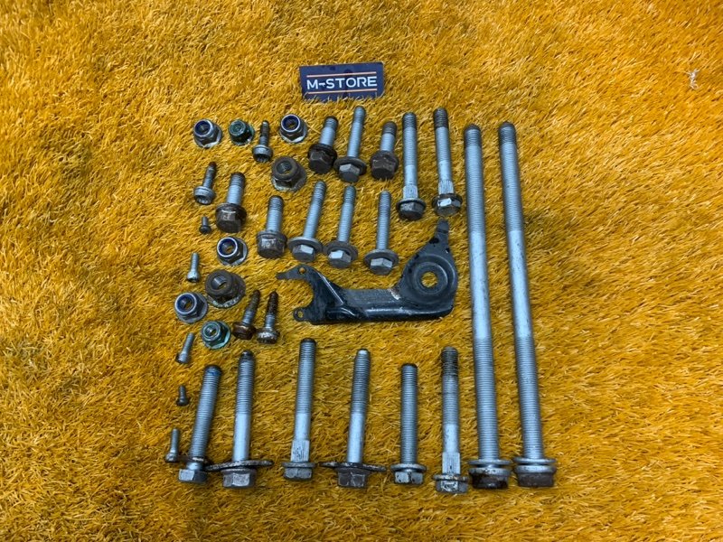 Болты и гайки задней подвески, 700 рублей, Красноярск