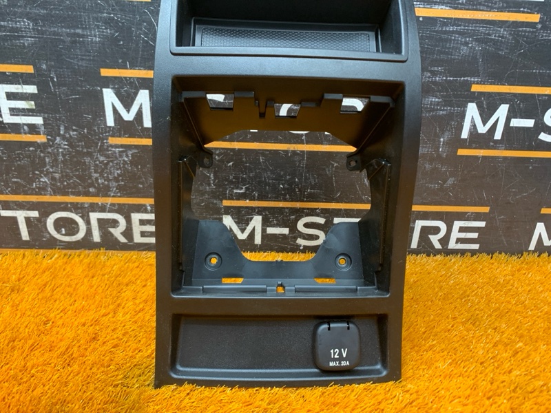 Накладка подлокотника, 500 рублей, Красноярск