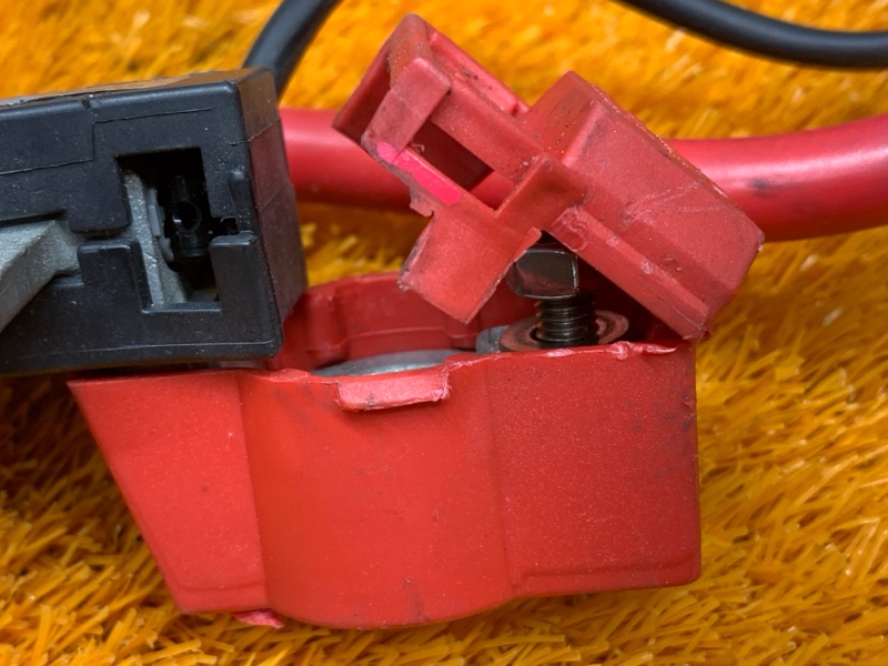 Клемма аккумулятора плюс, 3000 рублей, Красноярск