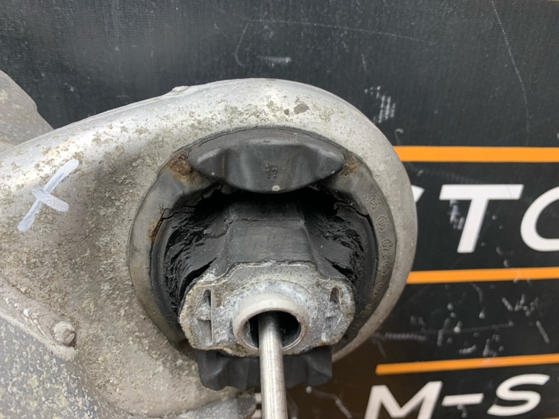 Балка поперечная (подрамник), 1700 рублей, Красноярск