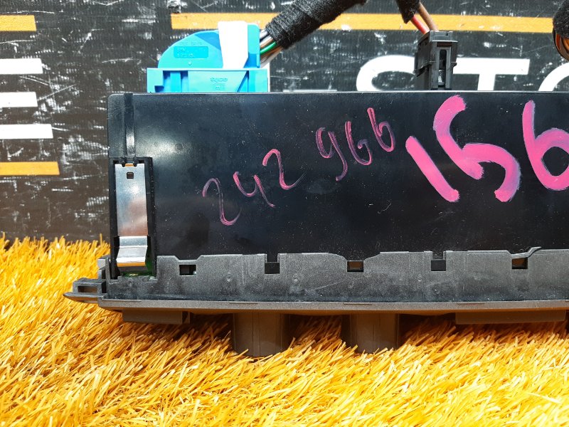 блок управления климат-контролем, 2060 рублей, Красноярск