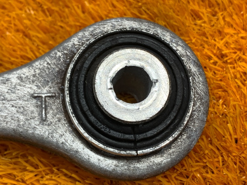 Рычаг подвески верхний, 500 рублей, Красноярск