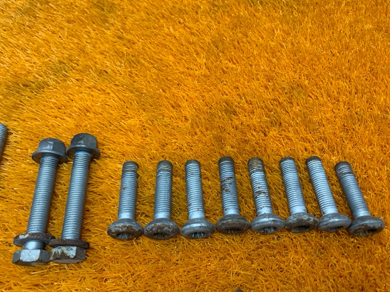 Болты и гайки задней подвески, 640 рублей, Красноярск