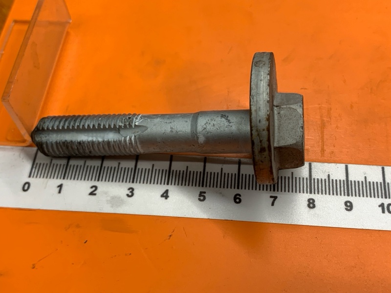 Болт развальный, 600 рублей, Красноярск