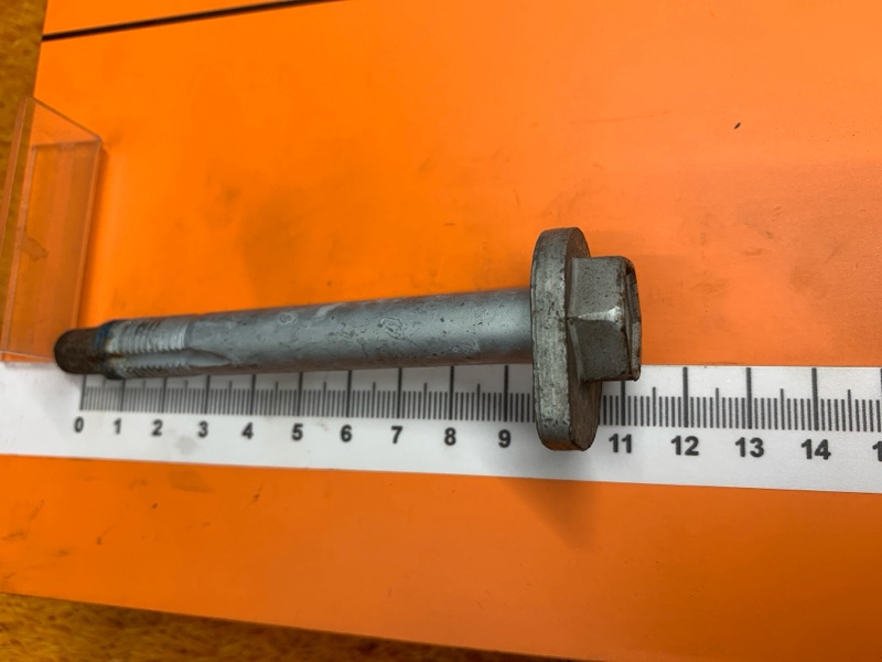 Болт развальный, 600 рублей, Красноярск