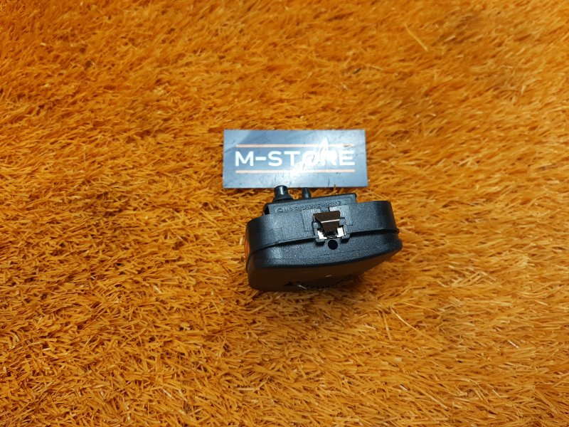 кнопка регулировки сиденья, 400 рублей, Красноярск