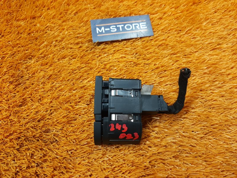 Кнопка бортового компьютера, 250 рублей, Красноярск