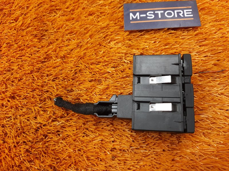 кнопка щитка приборов, 250 рублей, Красноярск