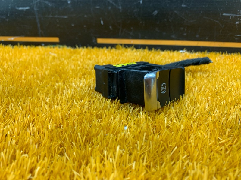 Кнопка стояночного тормоза, 300 рублей, Красноярск