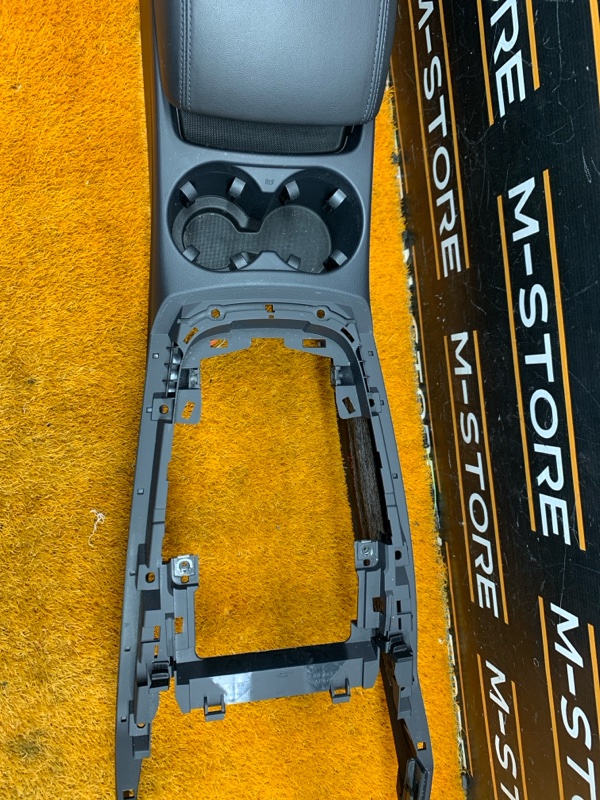 подлокотник, 3550 рублей, Красноярск