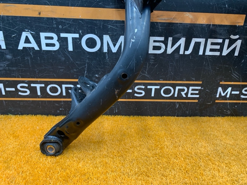 Балка поперечная (подрамник), 1500 рублей, Красноярск