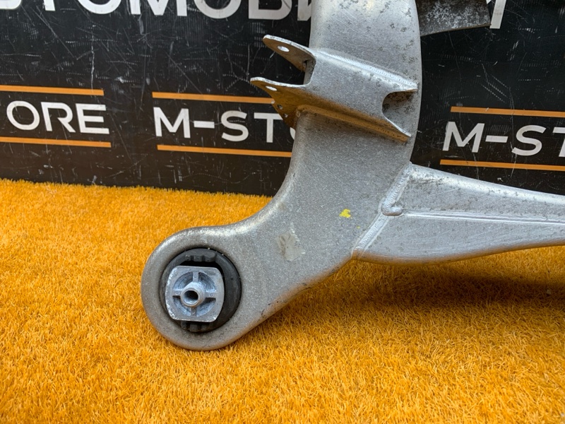 Балка поперечная (подрамник), 1700 рублей, Красноярск