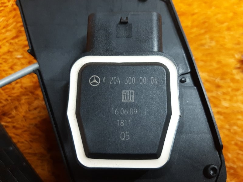 педаль газа, 1000 рублей, Красноярск