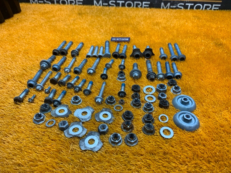 Болты и гайки задней подвески, 790 рублей, Красноярск