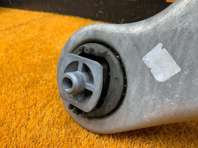 Балка поперечная (подрамник), 1700 рублей, Красноярск