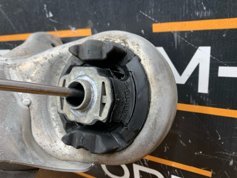 Балка поперечная (подрамник), 1700 рублей, Красноярск