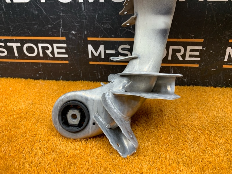 Балка поперечная (подрамник), 1700 рублей, Красноярск