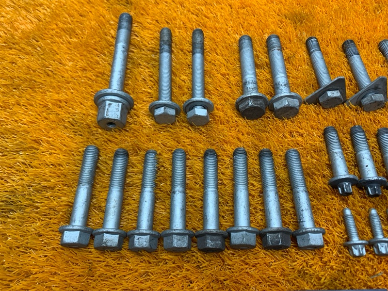 Болты и гайки задней подвески, 700 рублей, Красноярск