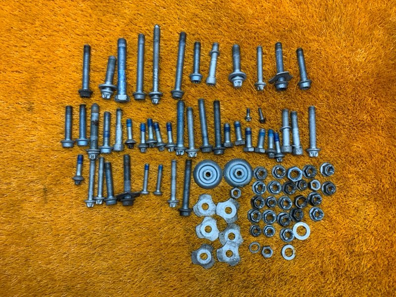 Болты и гайки задней подвески, 790 рублей, Красноярск