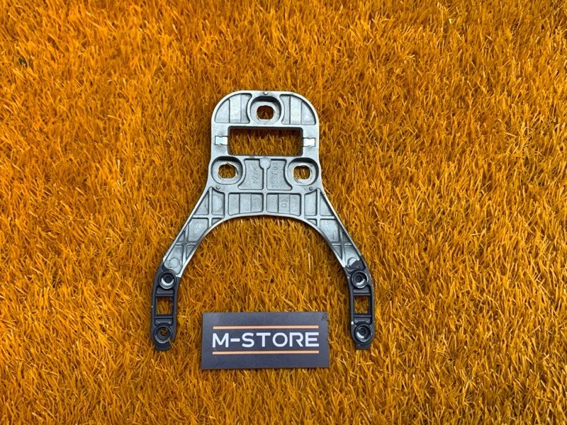 Кронштейн зеркала салона, 200 рублей, Красноярск