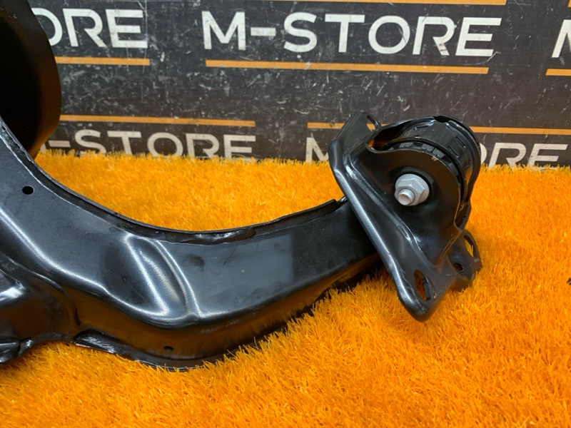 кулак поворотный, 7660 рублей, Красноярск