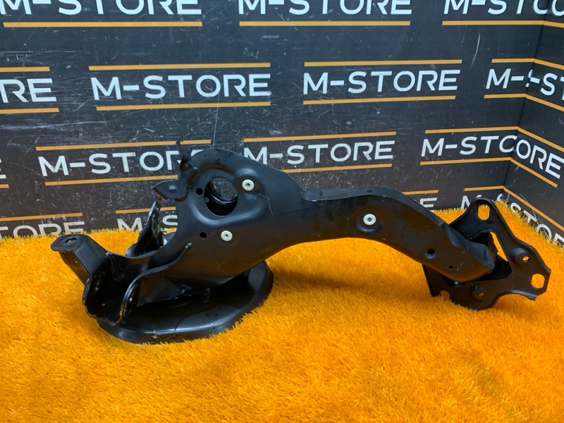 кулак поворотный, 7660 рублей, Красноярск