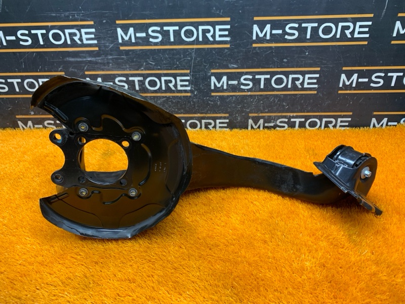 кулак поворотный, 7660 рублей, Красноярск