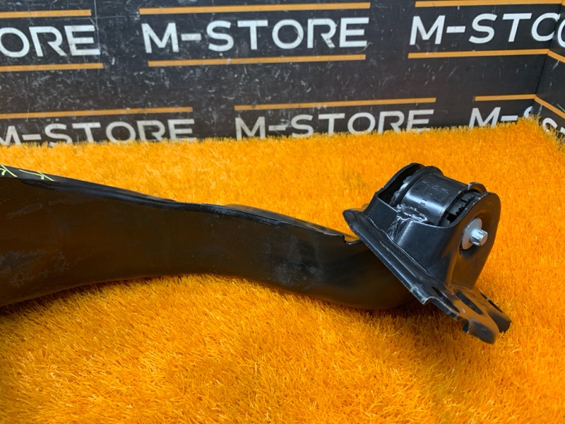 кулак поворотный, 7660 рублей, Красноярск