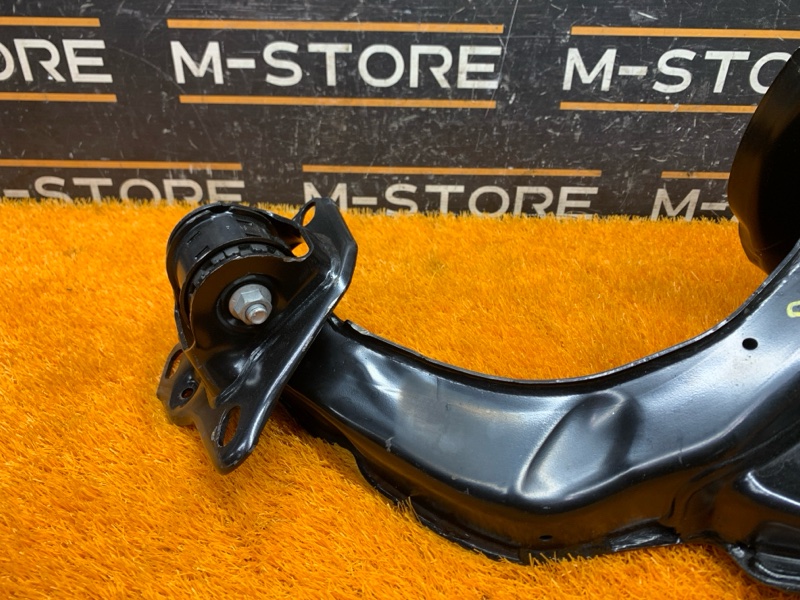 кулак поворотный, 7660 рублей, Красноярск