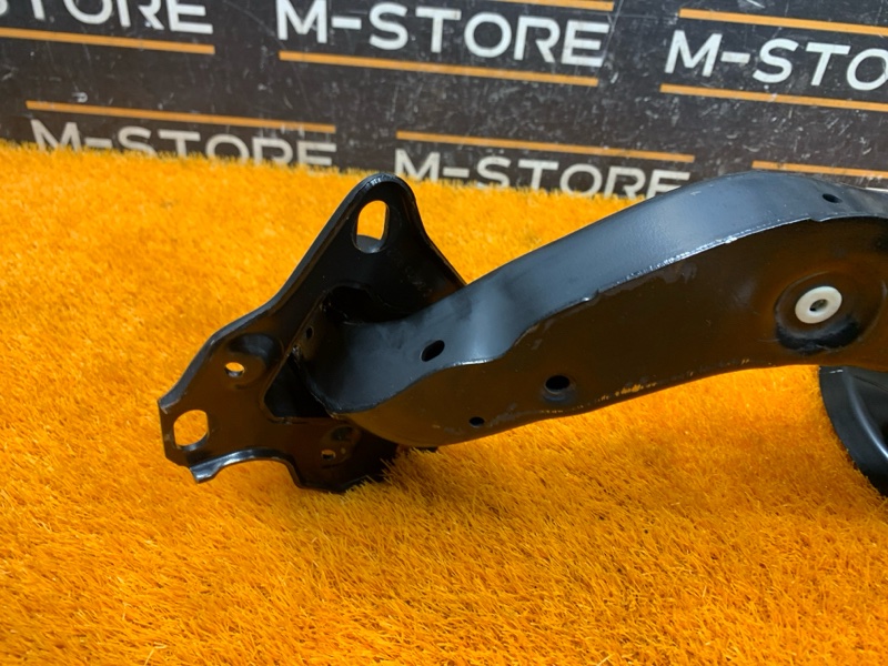 кулак поворотный, 7660 рублей, Красноярск