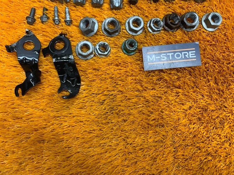 Болты и гайки задней подвески, 790 рублей, Красноярск