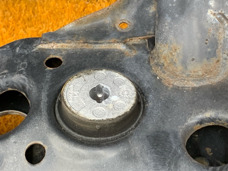 Балка поперечная (подрамник), 2990 рублей, Красноярск