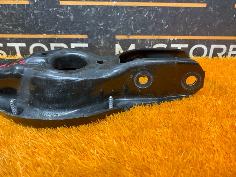 Рычаг подвески нижний, 1400 рублей, Красноярск