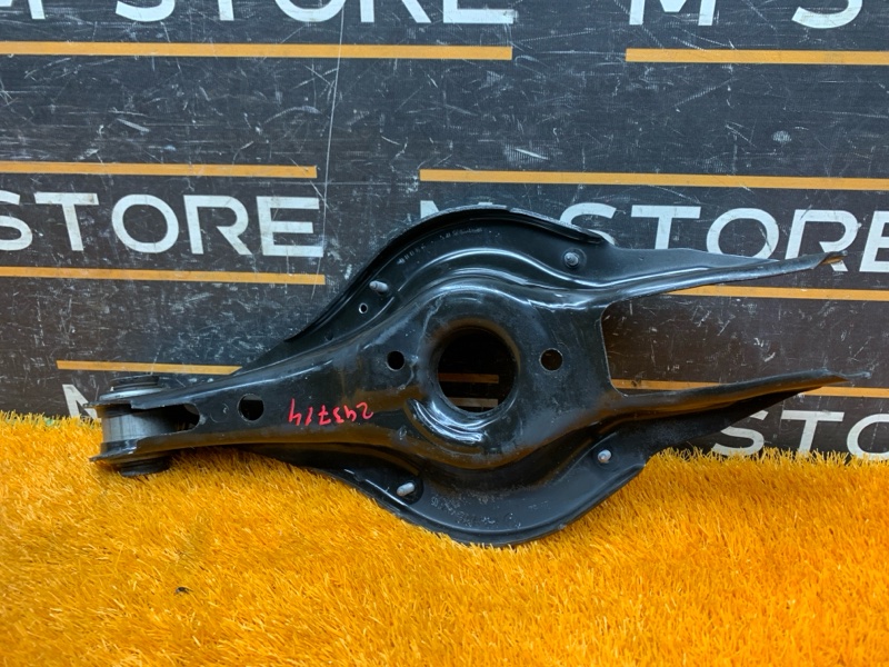 Рычаг подвески нижний, 1400 рублей, Красноярск