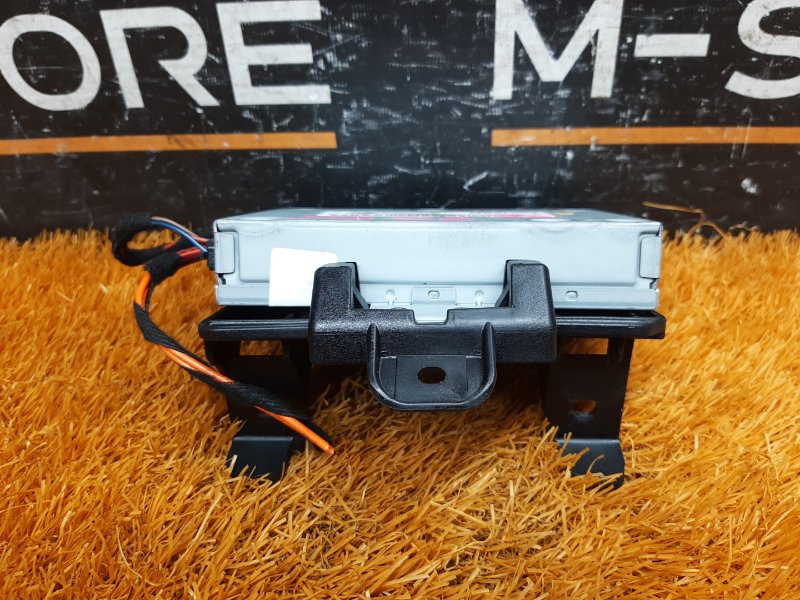 Блок управления мультимедиа, 800 рублей, Красноярск