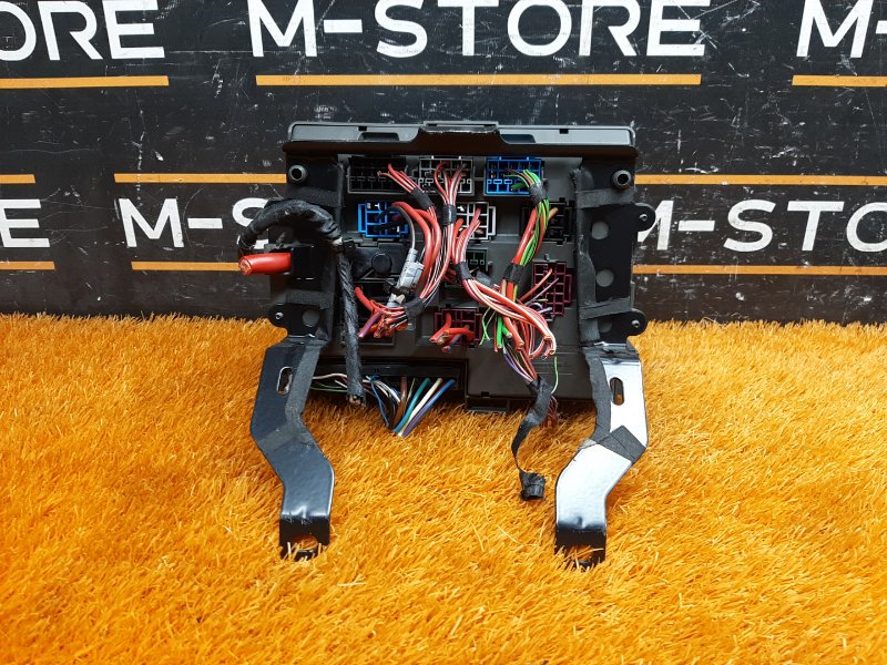 блок предохранителей, 2000 рублей, Красноярск