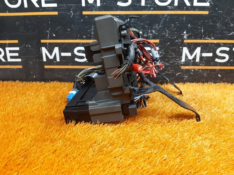 блок предохранителей, 2000 рублей, Красноярск