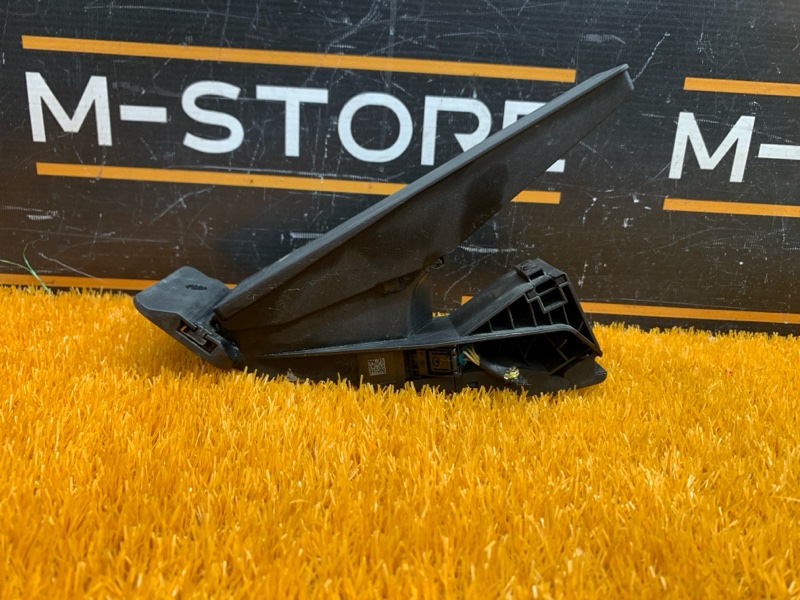 педаль газа, 1300 рублей, Красноярск