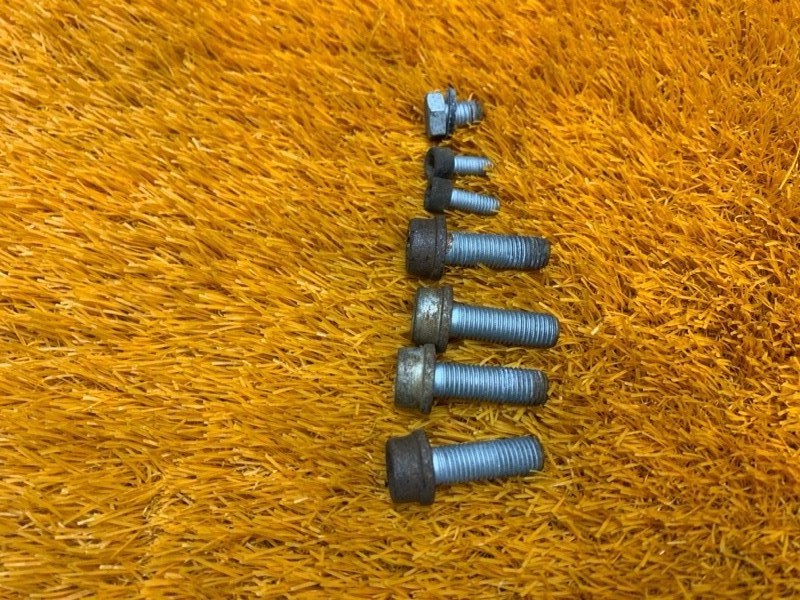 Болты и гайки задней подвески, 250 рублей, Красноярск