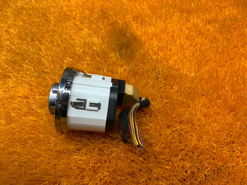 кнопка блокировки дифференциала, 400 рублей, Красноярск