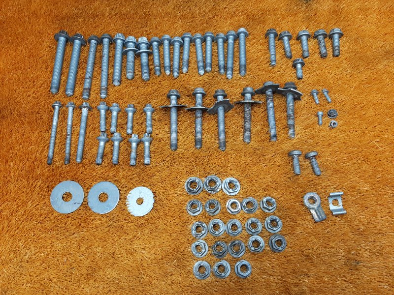 Болты и гайки задней подвески, 1030 рублей, Красноярск