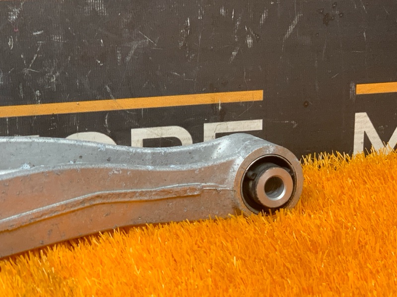 Рычаг подвески верхний, 500 рублей, Красноярск